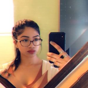 Meet your Posher, Daniela